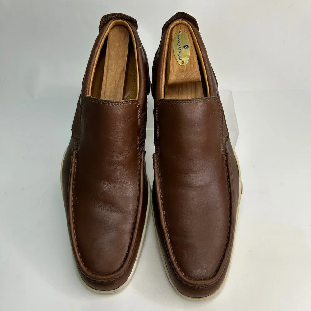Cole Haan Mens Brown Waterproof Leather Slip On Loafers Lug Sole C04451 Size‎ 8M